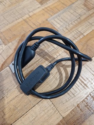 No se enciende. Garmin Forerunner 235 para piezas.
