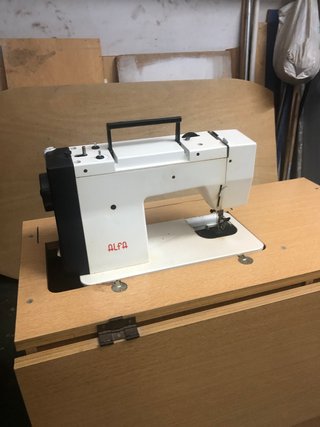 Máquina de coser Alfa Electronic 3940