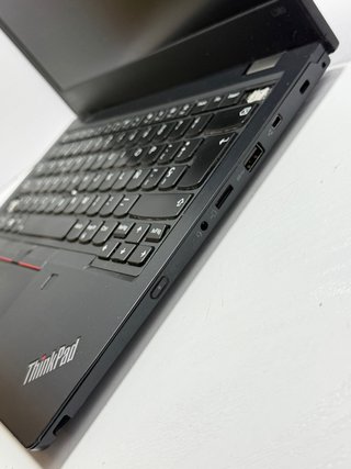 Lenovo ThinkPad L380 para piezas o restaurar