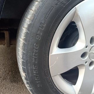 4 Llantas Originales Mercedes 215/55 ZR16