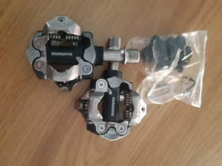 Pedales Shimano XT + Calas