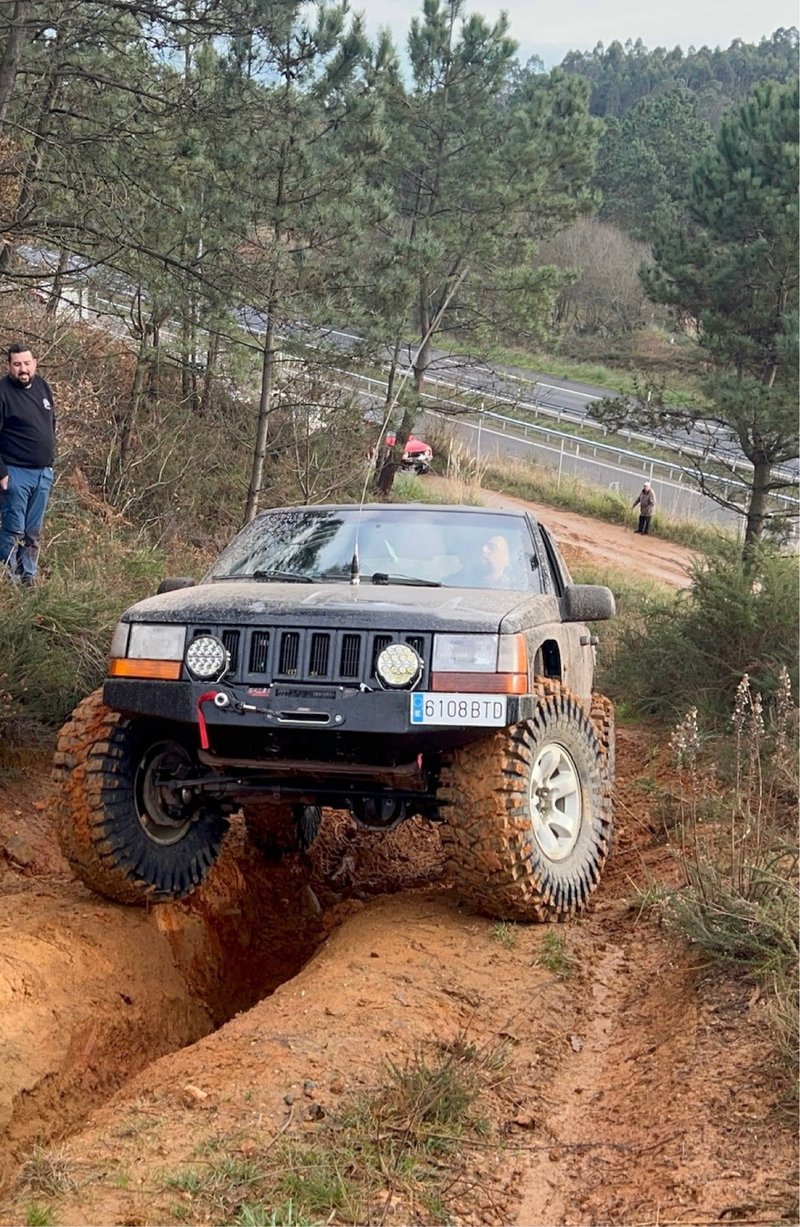 Jeep v8 ejes nissan - foto 1