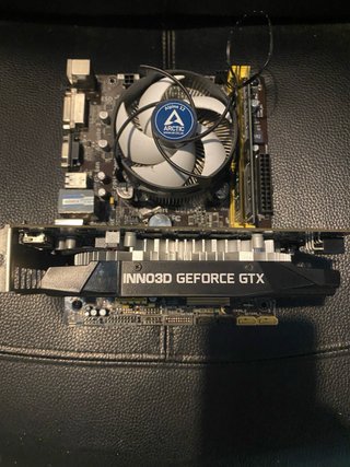 Scheda Madre Asus leggere descrizine