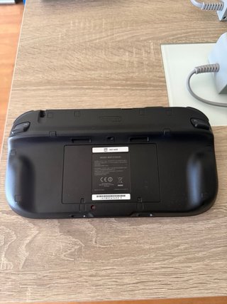 Nintendo Wii U Negra + Juego Watch Dogs + Mando