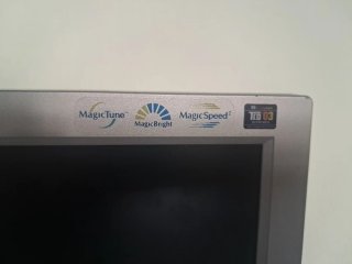 2 Monitores Samsung Syncmaster 901N Plata