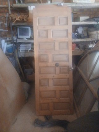 Puerta de entrada d madera maciza