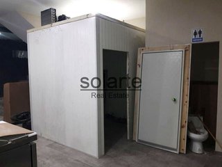 Local comercial en venta en Pubilla Cases en Hospitalet de Llobregat, L´