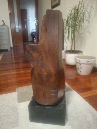 Escultura Alberdi 65 cm. AÑO 84