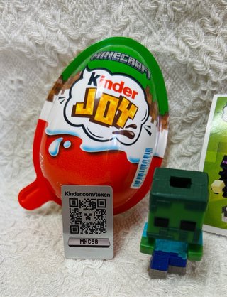 Kinder Joy Minecraft Sorpresa