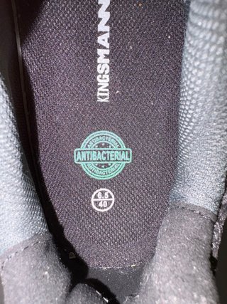 Zapatillas de seguridad Vasa negras y verdes