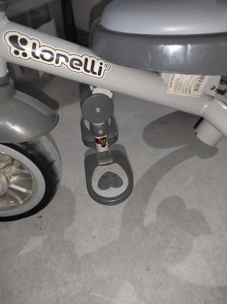 Triciclo infantil Lorelli