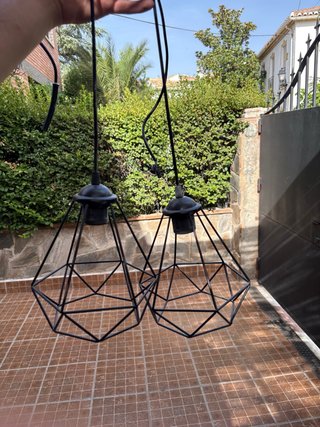 Coppia di lampade a sospensione in metallo