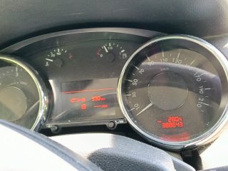 Peugeot 5008 2011