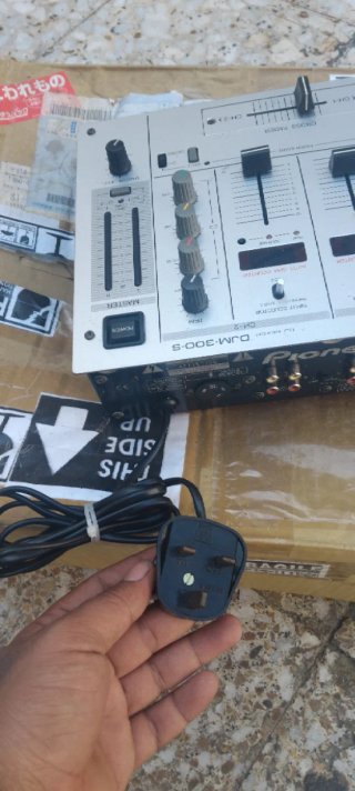Mesa de mezclas DJ Pioneer DJM-300-S
