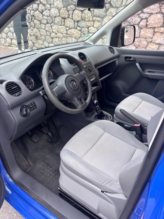 Volkswagen Caddy 2011
