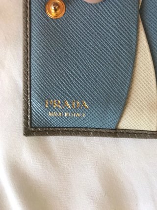 Piccolo portafoglio Prada Milano in pelle Safiano grigio
