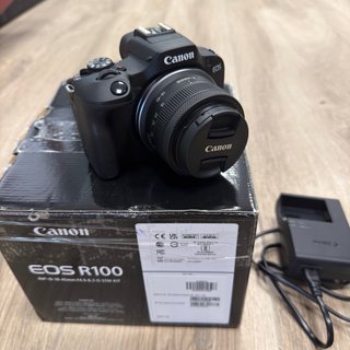 Canon r100 nuovo + scheda sandisk