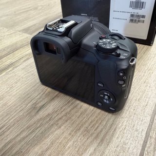Canon r100 nuovo + scheda sandisk