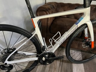 BERRIA BELADOR CARBON 105 G5301