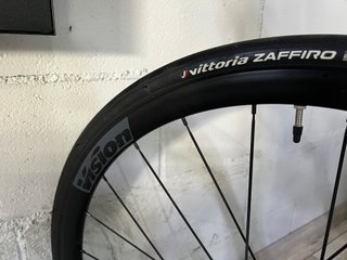 BERRIA BELADOR CARBON 105 G5301