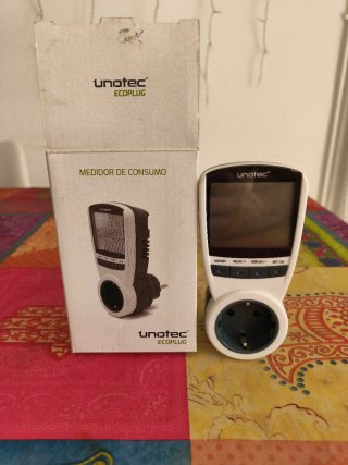 Medidor de Consumo Unotec ECOPLUG