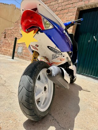 Yamaha Jog RR Scooter Azul/Blanco