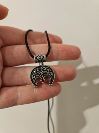 Collar Lúnula Pequeña