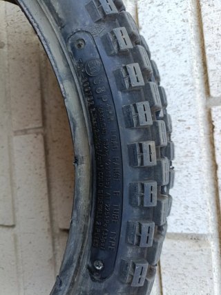 Neumáticos Kenda 17 x 2.50 Derbi Vespino Puch