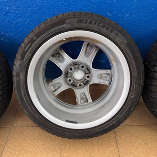 Llantas Mercedes