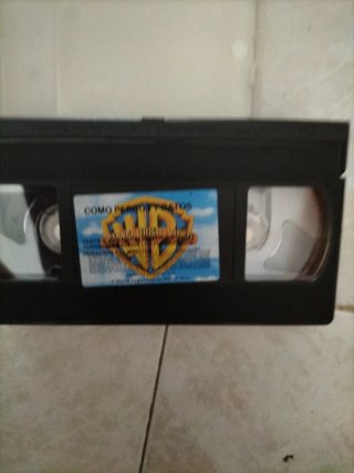 Cinta VHS Como Perros y Gatos