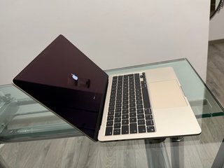MacBook Air 13" M3 16GB RAM 256SSD Blanco estelar