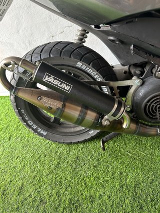Yamaha Jog Scooter Gris