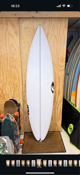 Tabla de surf Sharpeye Custom