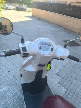 Moto 125 Kymco filly ABS Impecable