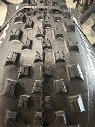 Pneu Continental Cross King Protection