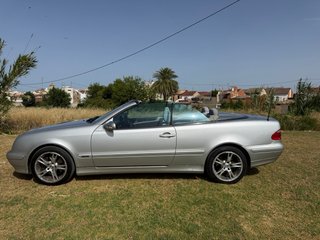 Mercedes-Benz  CLK 2002