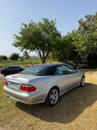 Mercedes-Benz  CLK 2002