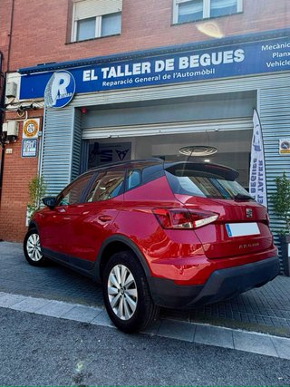 COMO NUEVO Seat Arona 2018 Xcellence