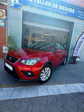 COMO NUEVO Seat Arona 2018 Xcellence