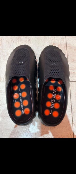 Chanclas Nike Mind 001 Negras y Naranjas