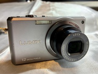 Cámara Digital Panasonic Lumix DMC-FX100 Lte.LEICA