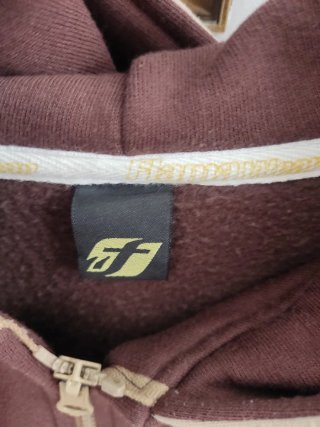 Sudadera con capucha y cremallera