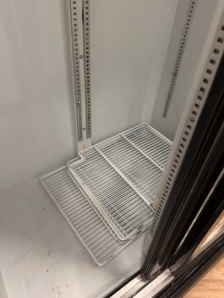 Vitrina refrigerada hasta +3 °C