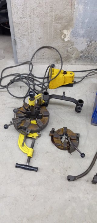 Roscadora Eléctrica REMS