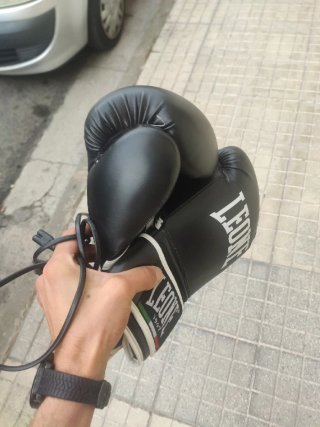 Guantes de boxeo Leone negros