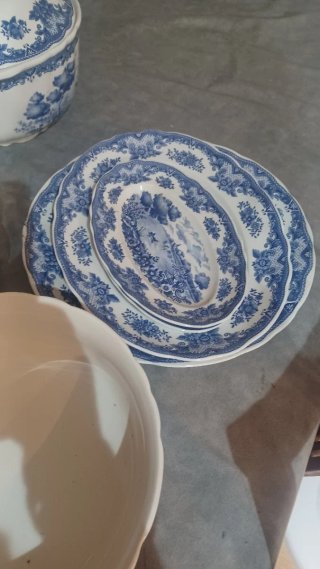 Vajilla Pontesa Azul y Blanca