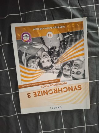 Synchronize 3 Students Book y Workbook