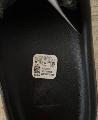 Yeezy Slides Adidas Negras Talla 44