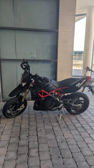 Aprilia Dorsoduro 900 2020