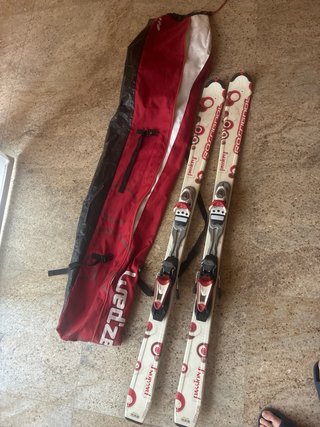 Esquís y bastones de esquí pack completo con funda